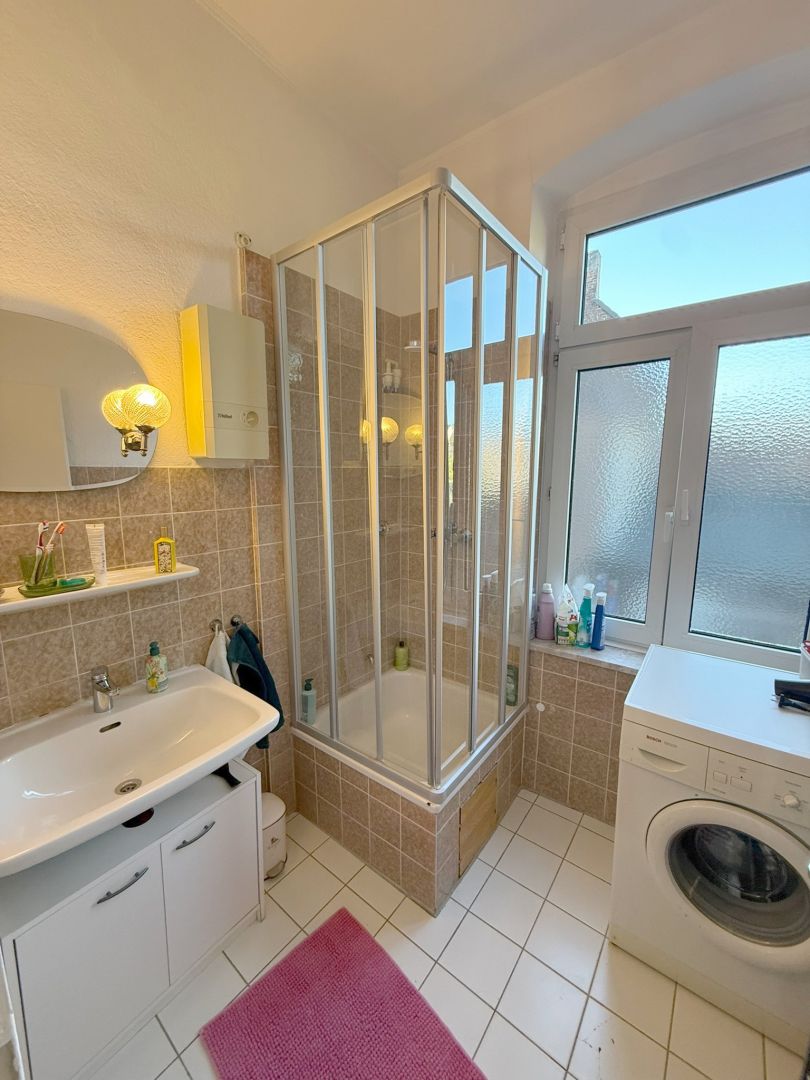 Ansicht 12 von: Reserviert! Im Herzen von Neuss: Helles Apartment mit Duschbad im charmanten Altbau in der Neusser Innenstadt